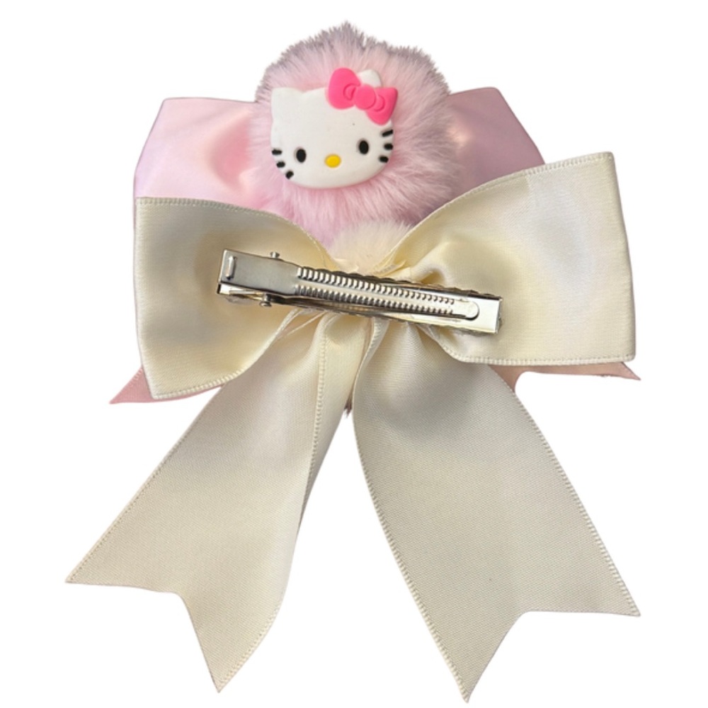 SOLD OUT. DO NOT BUY 2pc Hello Kitty Bow Pom Pink & White/ Cream Hair Clips - Picture 2 of 4